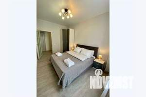 2-к квартира, посуточно, 47м2, 10/24 этаж