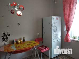 1-к квартира, посуточно, 36м2, 3/9 этаж