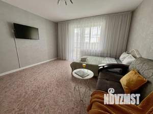 4-к квартира, посуточно, 44м2, 1/1 этаж