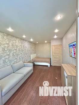 1-к квартира, посуточно, 37м2, 13/14 этаж