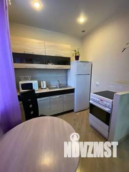 Студия квартира, посуточно, 34м2, 10/20 этаж