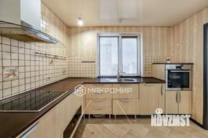 4-к квартира, вторичка, 83м2, 9/9 этаж