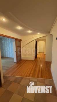 3-к квартира, вторичка, 109м2, 9/10 этаж