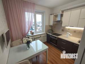 2-к квартира, вторичка, 57м2, 8/10 этаж