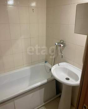 1-к квартира, вторичка, 40м2, 1/10 этаж