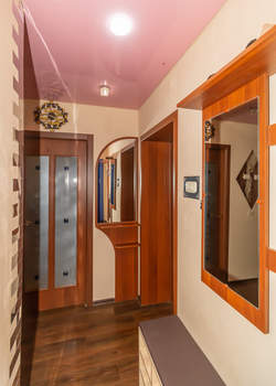 3-к квартира, вторичка, 62м2, 1/5 этаж