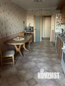 3-к квартира, вторичка, 100м2, 5/6 этаж