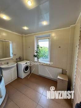 4-к квартира, вторичка, 125м2, 3/10 этаж