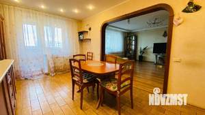 3-к квартира, вторичка, 112м2, 7/10 этаж