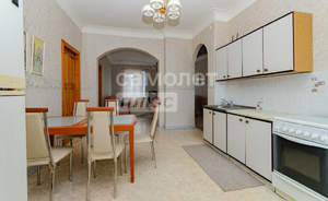 4-к квартира, вторичка, 104м2, 3/3 этаж