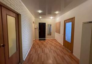 4-к квартира, вторичка, 132м2, 2/10 этаж