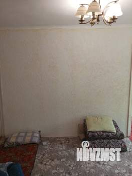 2-к квартира, вторичка, 44м2, 1/4 этаж