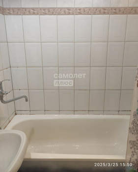 3-к квартира, вторичка, 60м2, 2/10 этаж