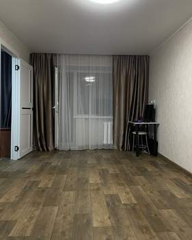 2-к квартира, вторичка, 42м2, 4/5 этаж