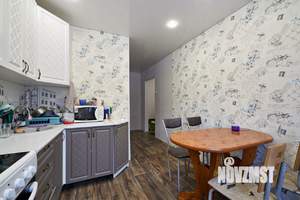 2-к квартира, вторичка, 57м2, 1/9 этаж