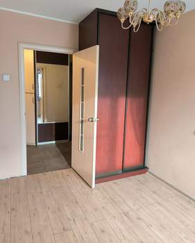 3-к квартира, вторичка, 56м2, 4/5 этаж