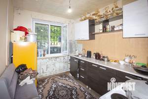 3-к квартира, вторичка, 68м2, 1/9 этаж