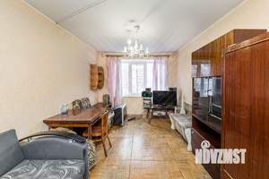 3-к квартира, вторичка, 65м2, 1/9 этаж