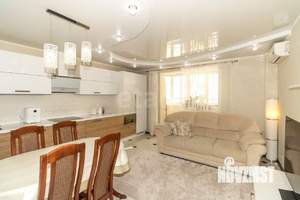 3-к квартира, вторичка, 82м2, 9/10 этаж