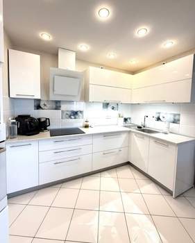 3-к квартира, вторичка, 95м2, 13/26 этаж