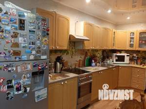 4-к квартира, вторичка, 113м2, 2/10 этаж