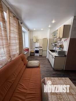 2-к квартира, вторичка, 63м2, 2/4 этаж