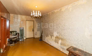 3-к квартира, вторичка, 49м2, 1/5 этаж