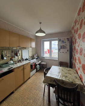 4-к квартира, вторичка, 80м2, 8/9 этаж