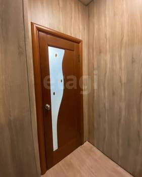 2-к квартира, вторичка, 60м2, 5/5 этаж