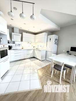 3-к квартира, вторичка, 95м2, 13/25 этаж