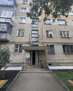2-к квартира, вторичка, 41м2, 1/5 этаж