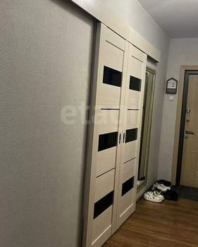2-к квартира, вторичка, 56м2, 1/11 этаж