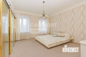 4-к квартира, вторичка, 104м2, 3/3 этаж