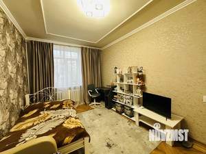 3-к квартира, вторичка, 92м2, 2/4 этаж