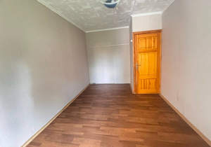 2-к квартира, вторичка, 40м2, 1/9 этаж