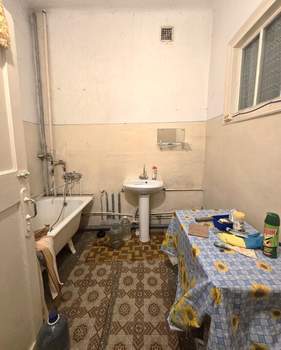 2-к квартира, вторичка, 65м2, 2/5 этаж