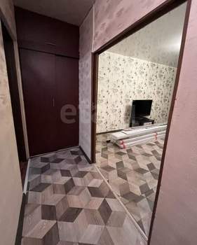 3-к квартира, вторичка, 61м2, 7/9 этаж