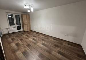 2-к квартира, вторичка, 52м2, 1/10 этаж