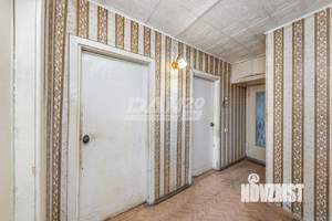 3-к квартира, вторичка, 61м2, 1/5 этаж