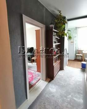 3-к квартира, вторичка, 55м2, 2/4 этаж