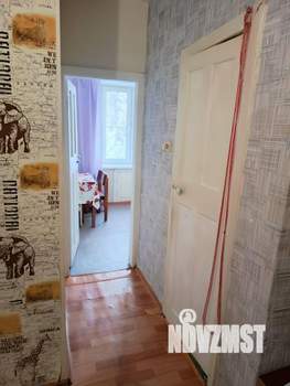 2-к квартира, вторичка, 42м2, 1/5 этаж