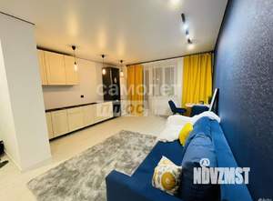 2-к квартира, вторичка, 58м2, 1/17 этаж