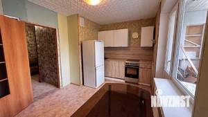2-к квартира, вторичка, 64м2, 1/10 этаж