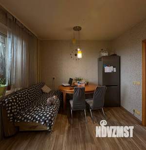 2-к квартира, вторичка, 82м2, 8/10 этаж