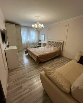 2-к квартира, вторичка, 66м2, 1/10 этаж