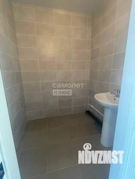 2-к квартира, вторичка, 54м2, 1/10 этаж