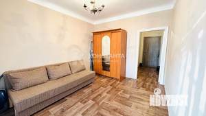 2-к квартира, вторичка, 38м2, 2/2 этаж