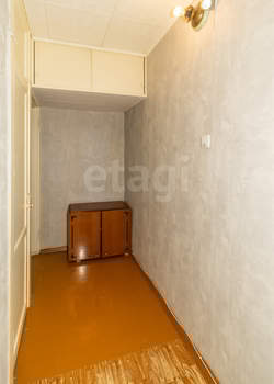 2-к квартира, вторичка, 43м2, 1/5 этаж