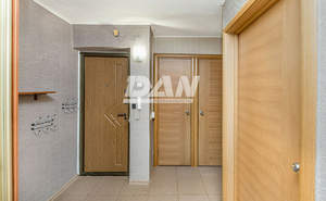 4-к квартира, вторичка, 63м2, 5/5 этаж