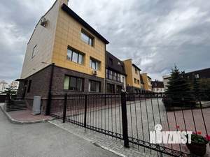 3-к квартира, вторичка, 116м2, 2/3 этаж